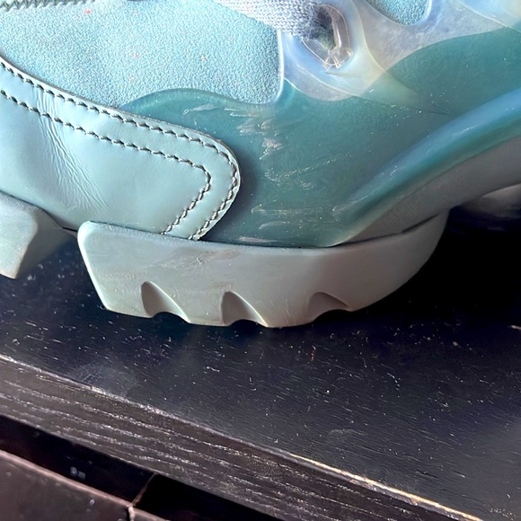 DIOR RUNNERS. 38.5 - Picture 3 of 4